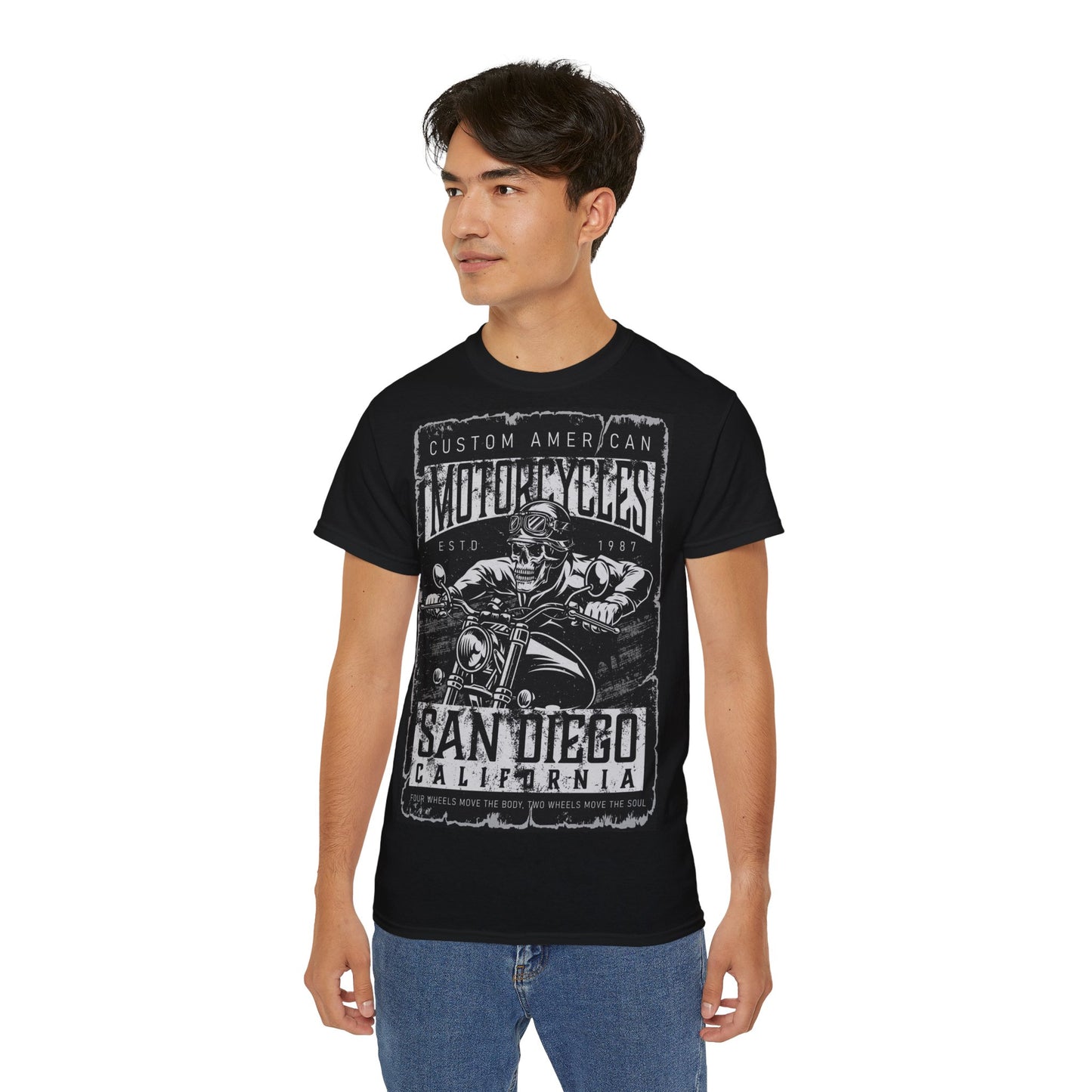 Custom San Diego Motorcycle - T-Shirt | Hochwertig, 100 % Baumwolle, Weich & Bequem mit Rundhalsausschnitt