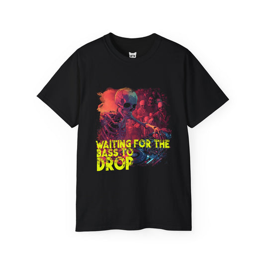 WAITING FOR THE BASS T-Shirt | Hochwertig, 100 % Baumwolle, Weich & Bequem mit Rundhalsausschnitt