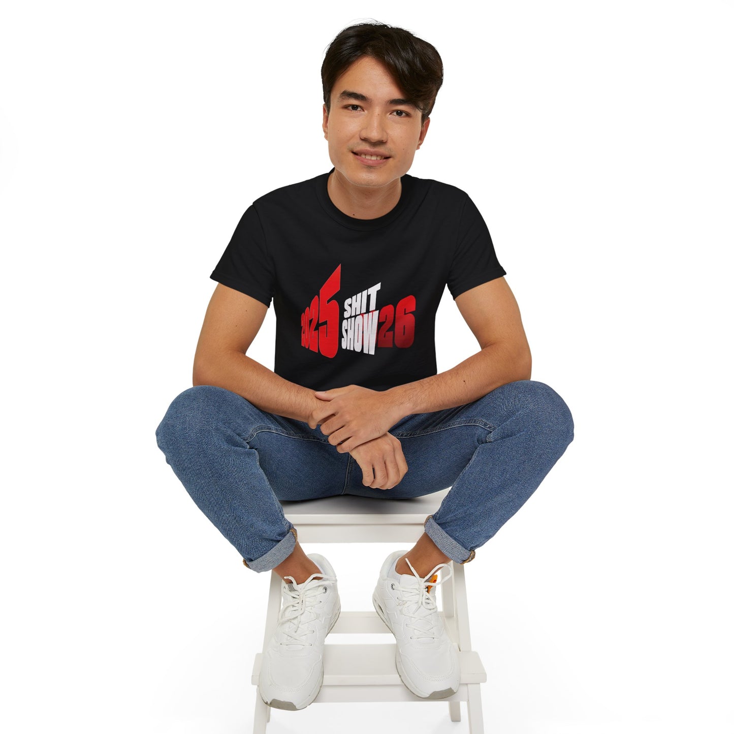 2025 SHIT SHOW 2026 - T-Shirt | Hochwertig, 100 % Baumwolle, Weich & Bequem mit Rundhalsausschnitt