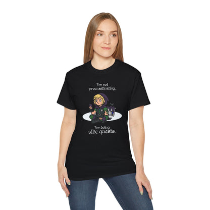 I'm not procrastinating. I'm doing side quests. - T-Shirt | Hochwertig, 100 % Baumwolle, Weich & Bequem mit Rundhalsausschnitt