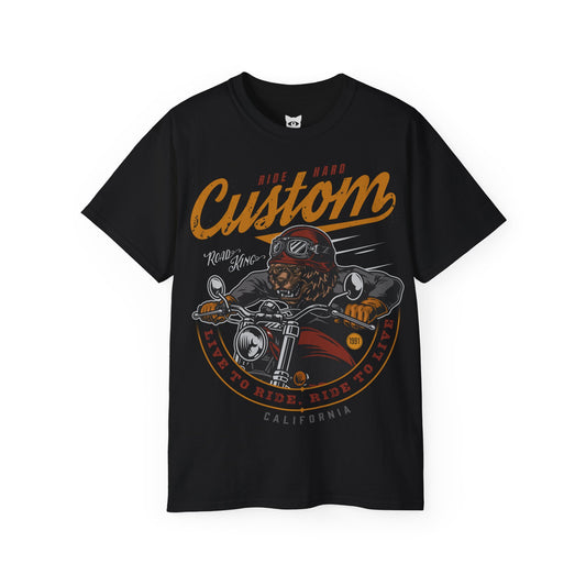 Custom California Motorcycle - T-Shirt | Hochwertig, 100 % Baumwolle, Weich & Bequem mit Rundhalsausschnitt